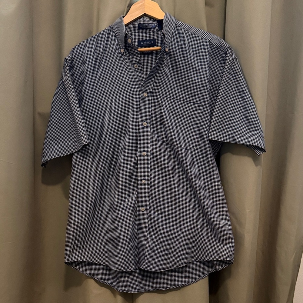 Van Heusen Men's Navy Checkered Button Down Shirt